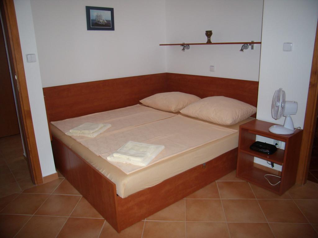 ברנה Apartments Sunce חדר תמונה