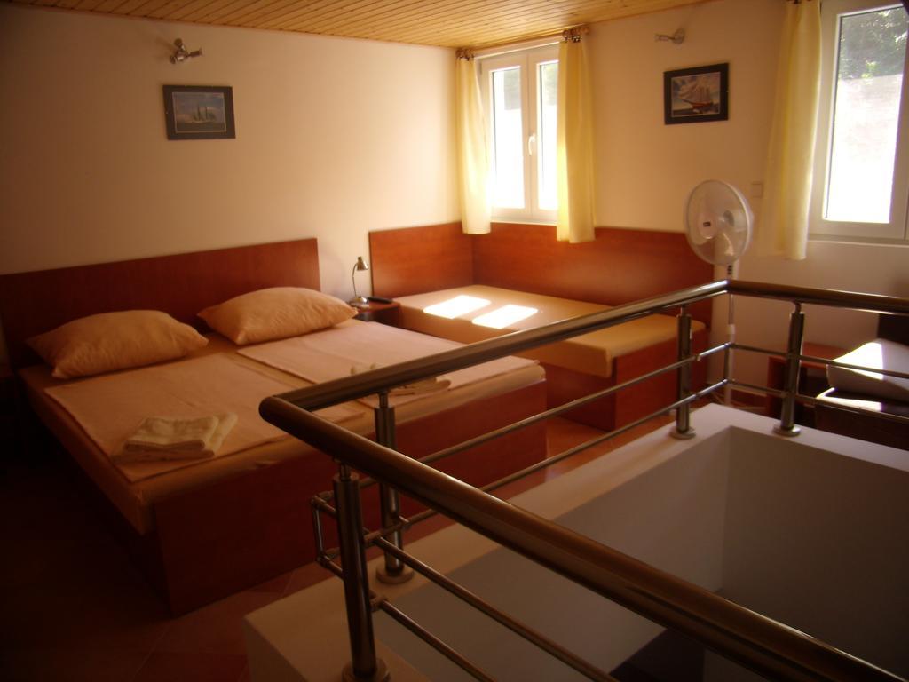 ברנה Apartments Sunce חדר תמונה