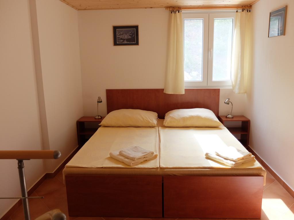 ברנה Apartments Sunce חדר תמונה
