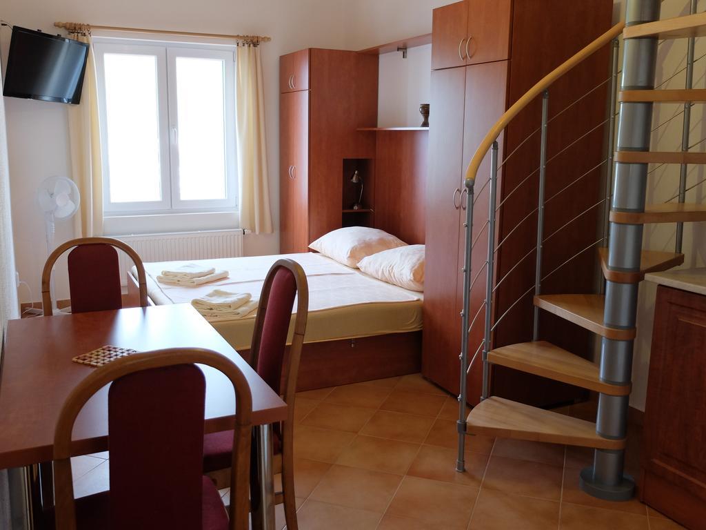 ברנה Apartments Sunce חדר תמונה